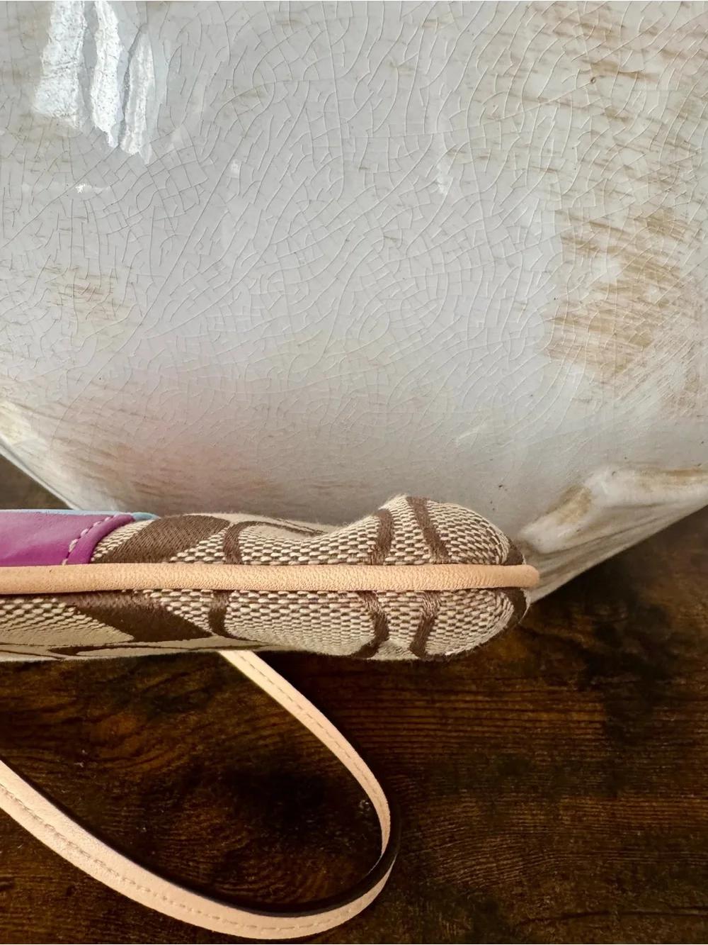 Coach 2012 Hamptons Multicolor Stripe Signature Wristlet #47439. NWT